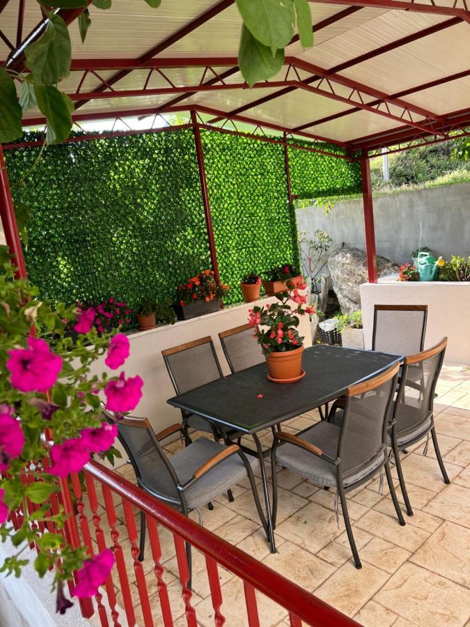 Apartament Green Valley أوميس المظهر الخارجي الصورة