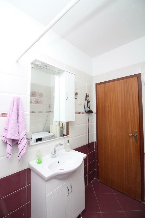 Apartament Green Valley أوميس المظهر الخارجي الصورة